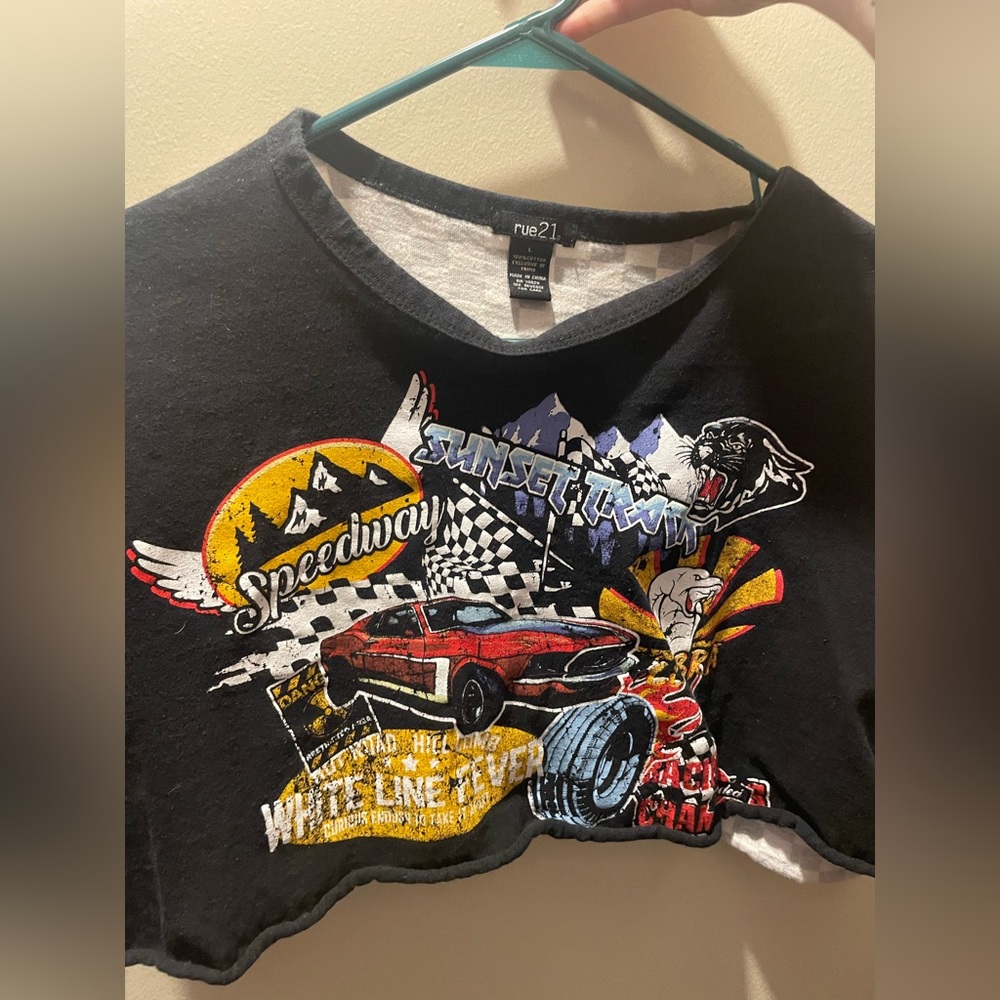 Crop top